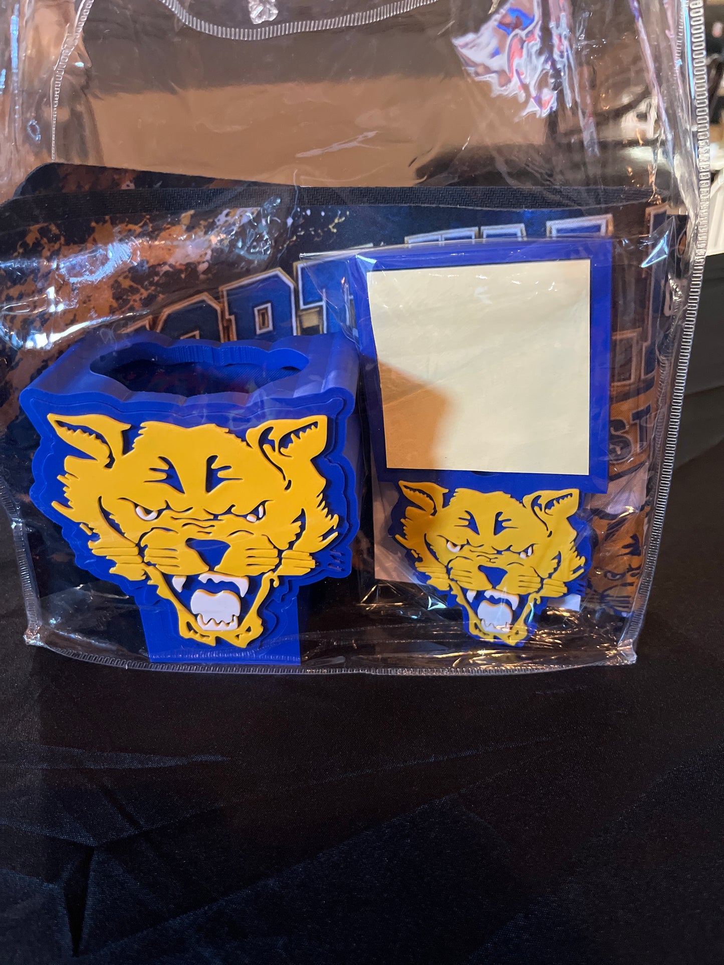 Desk set